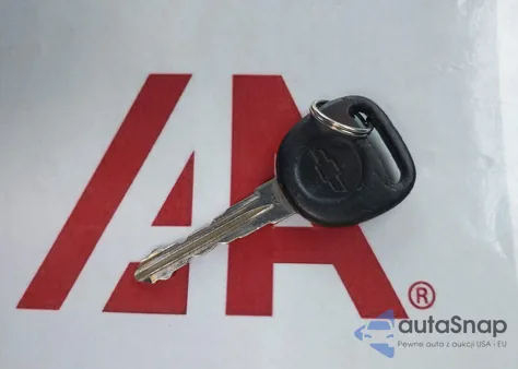 2013 Chevrolet Suburban 1500 Lt from USA, damaged, VIN 1GNSCJE07DR186658